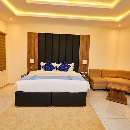Vintano Hotel Лекки Экстерьер фото