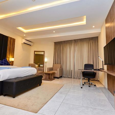 Vintano Hotel Лекки Экстерьер фото
