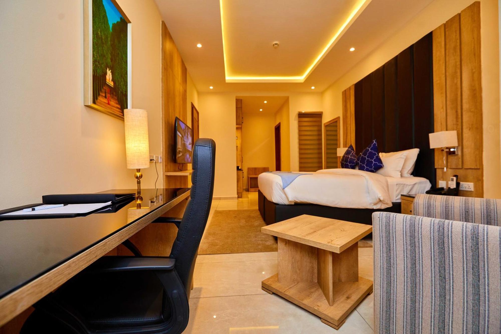 Vintano Hotel Лекки Экстерьер фото