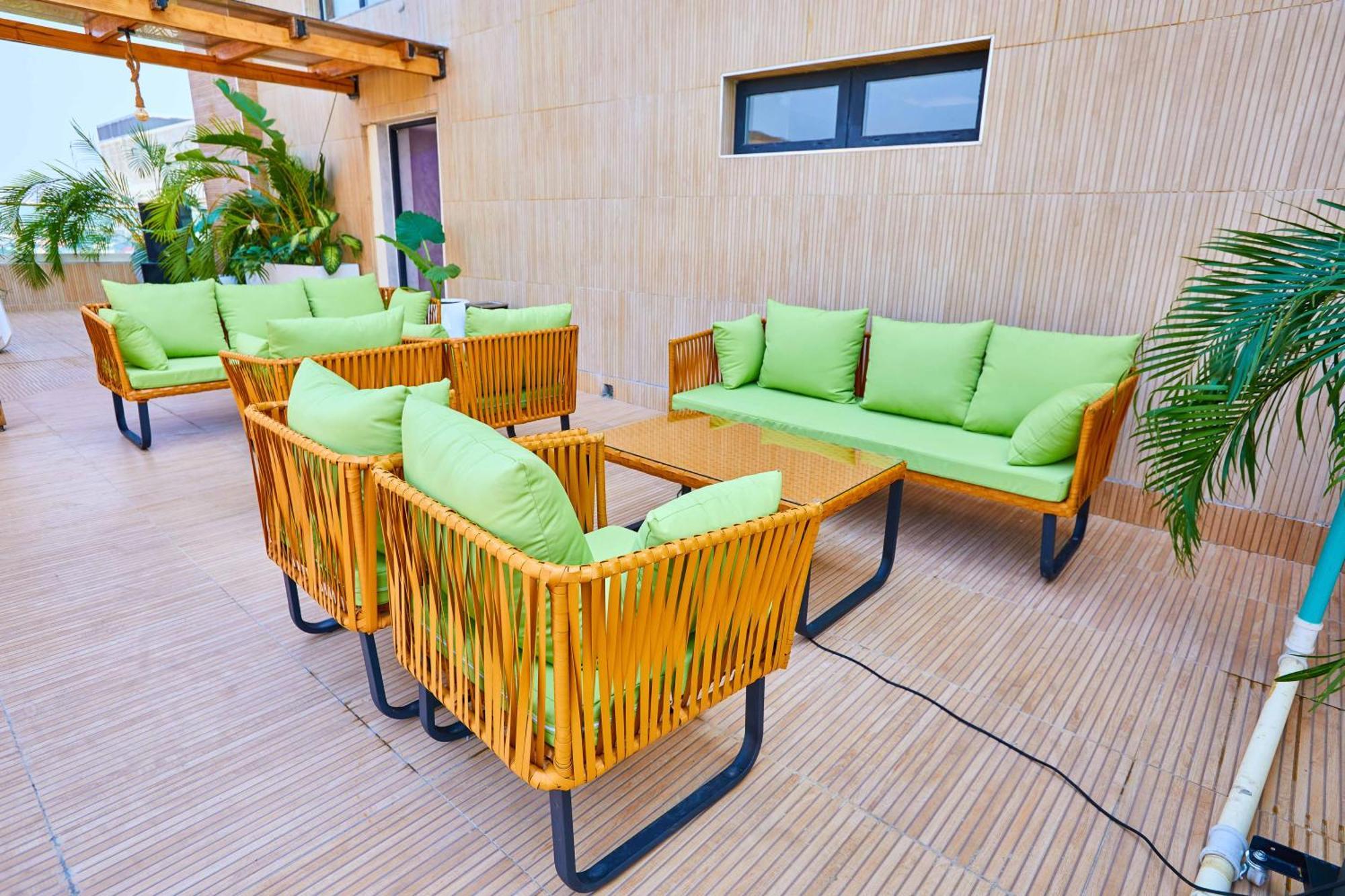 Vintano Hotel Лекки Экстерьер фото